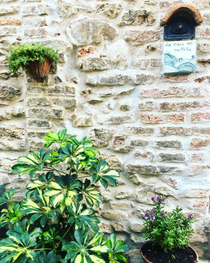 Villa La Casa Nel Castello E Il Giardino Segreto Suvereto Exterior foto
